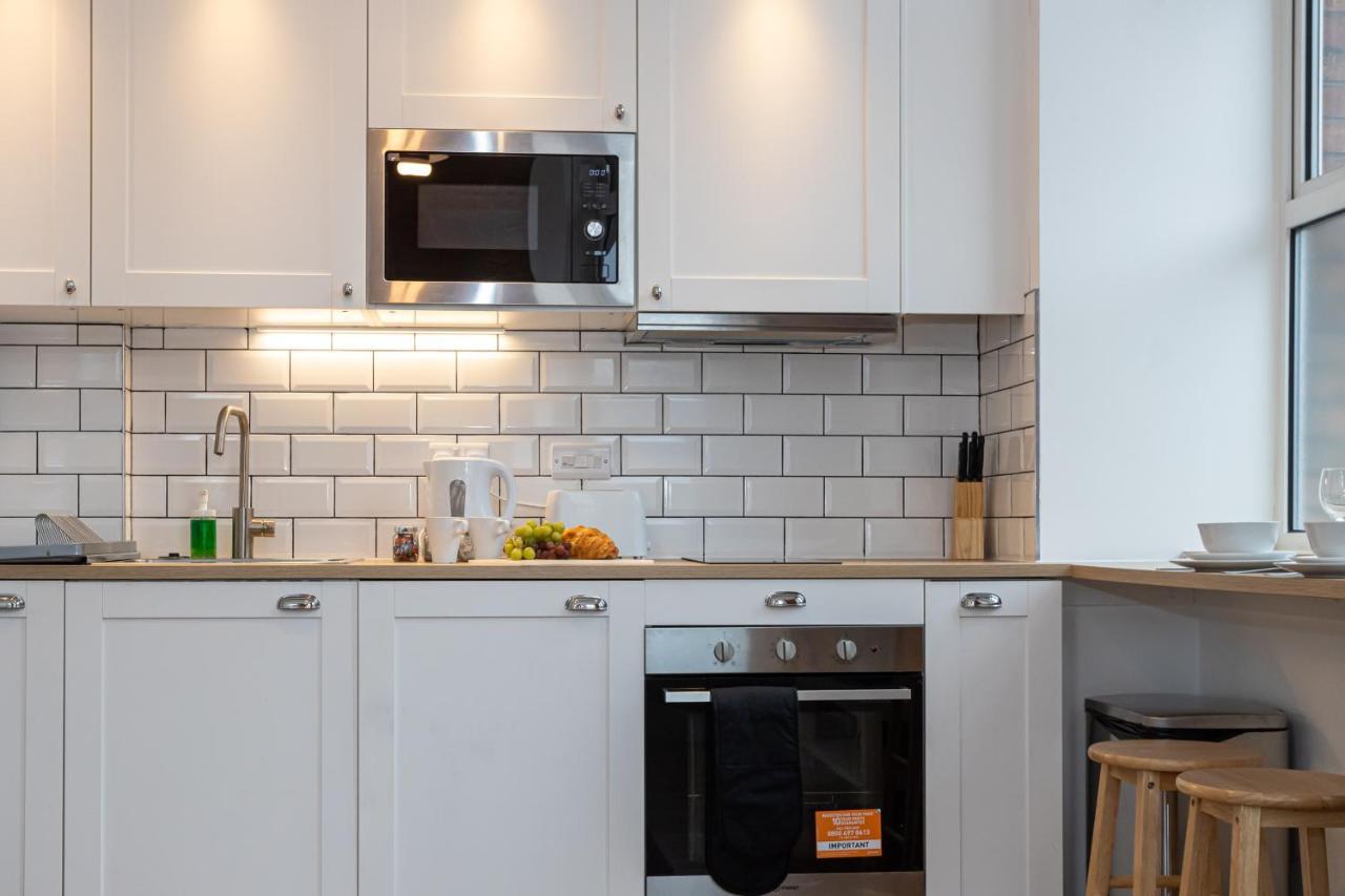 Pillo Rooms Serviced Apartments - Salford Manchester Kültér fotó