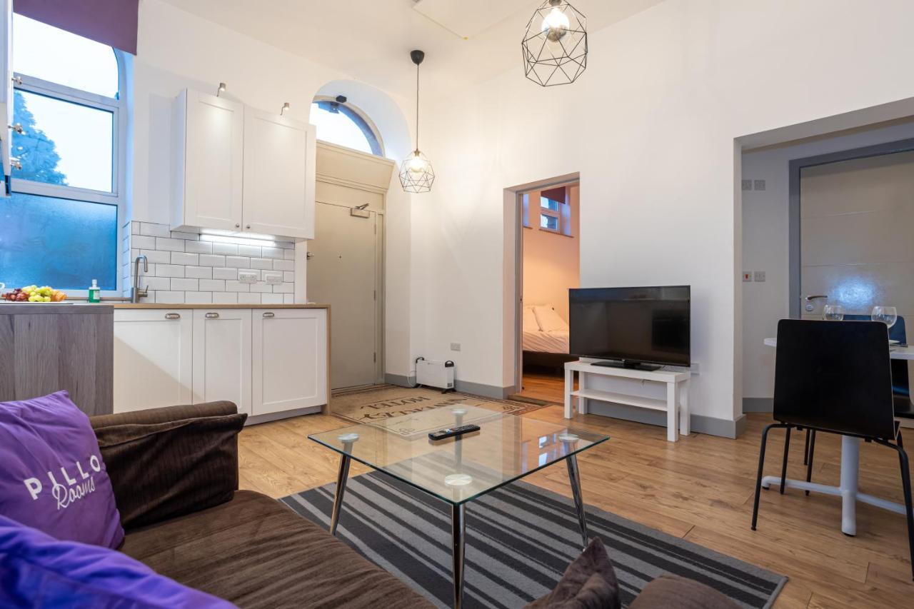 Pillo Rooms Serviced Apartments - Salford Manchester Kültér fotó