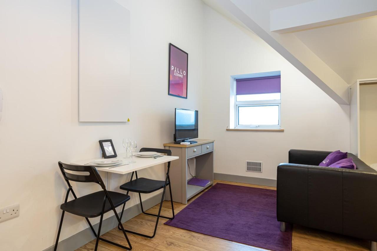 Pillo Rooms Serviced Apartments - Salford Manchester Kültér fotó
