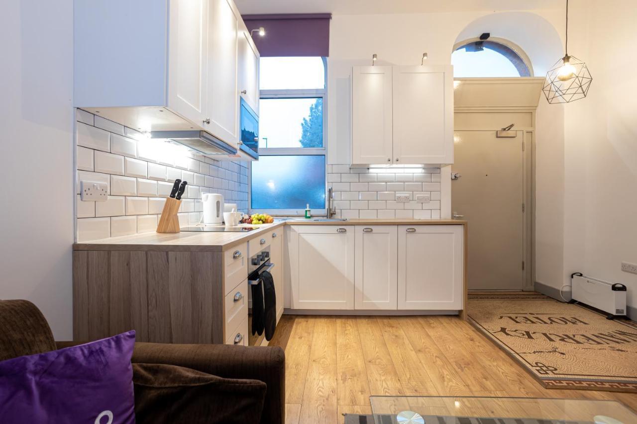 Pillo Rooms Serviced Apartments - Salford Manchester Kültér fotó